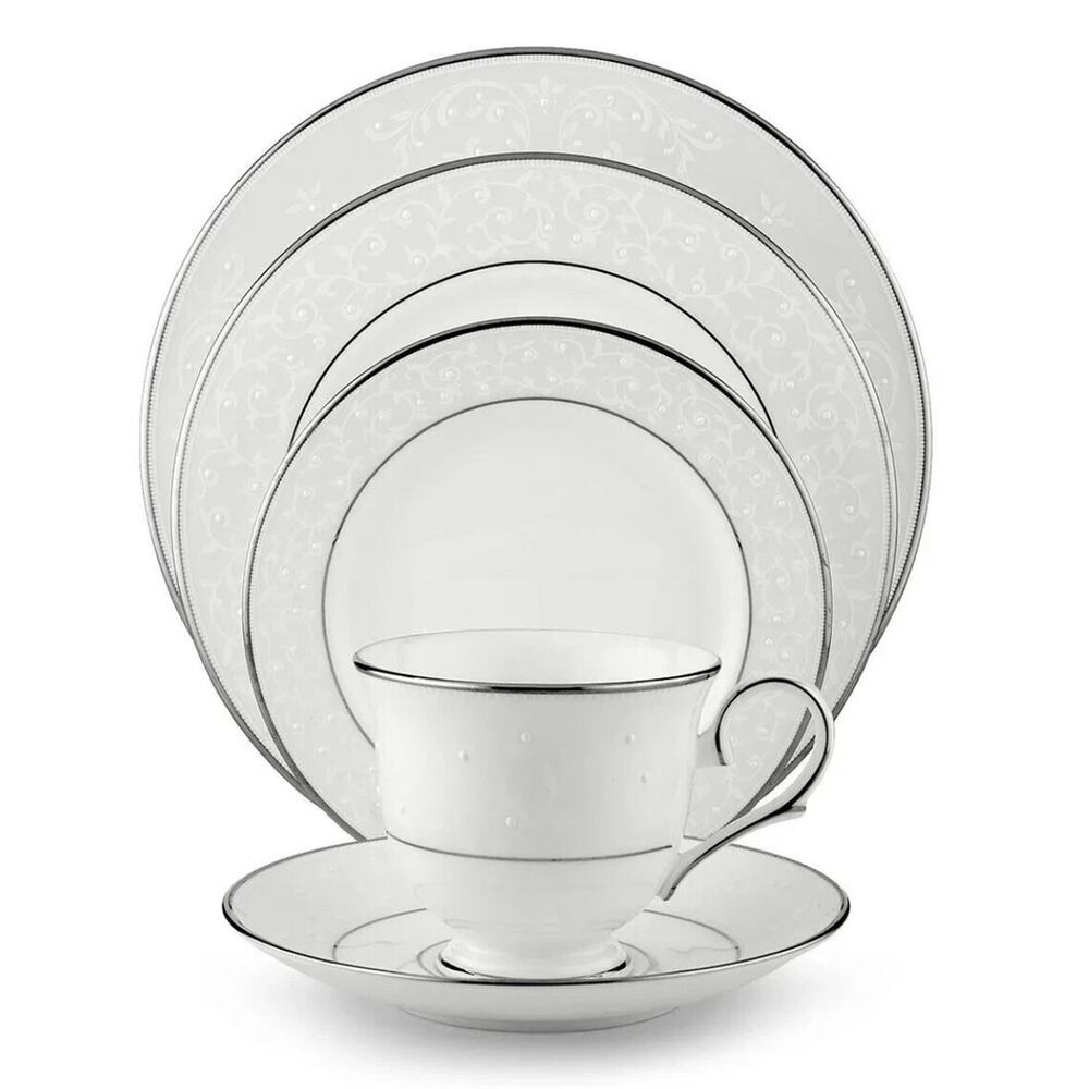 Lenox Opal Innocence 5-Piece dinner plate Setting New in Box